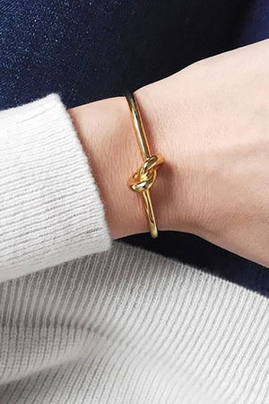 Brazalete con Nudo
