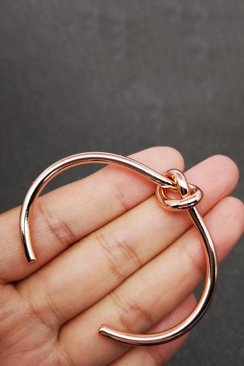 Brazalete con Nudo