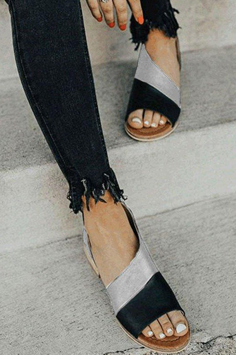 Sandalias planas de colorblock