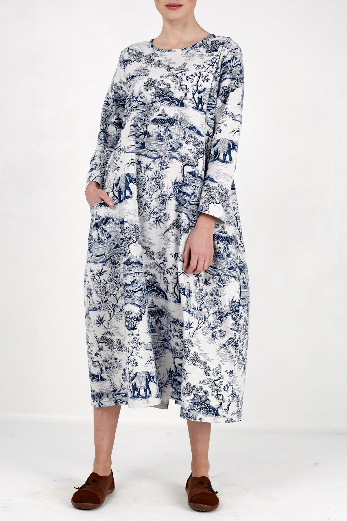 Vestido con Estampado de Porcelana Japones Azul